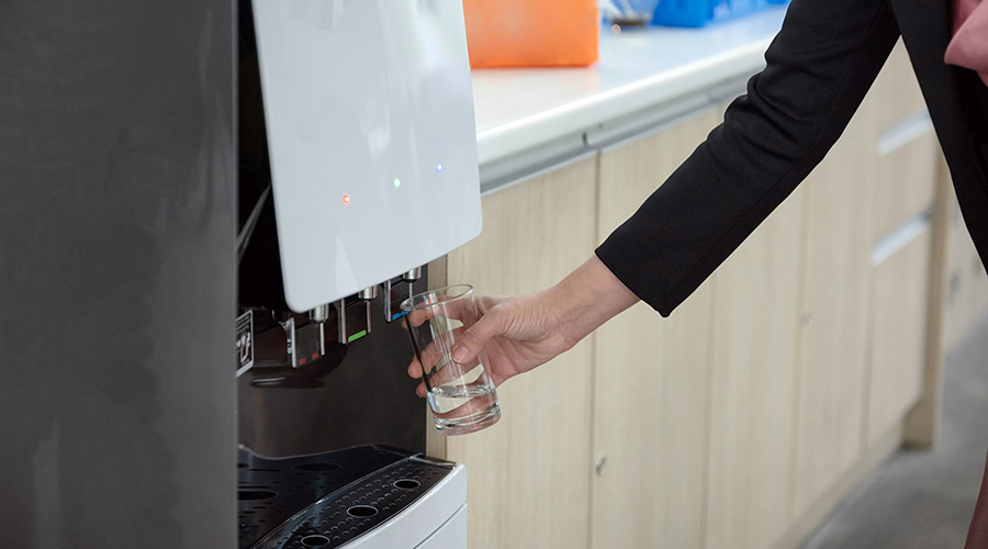 The Benefits Of A Touchless Water Dispenser + 5 Types To Consider